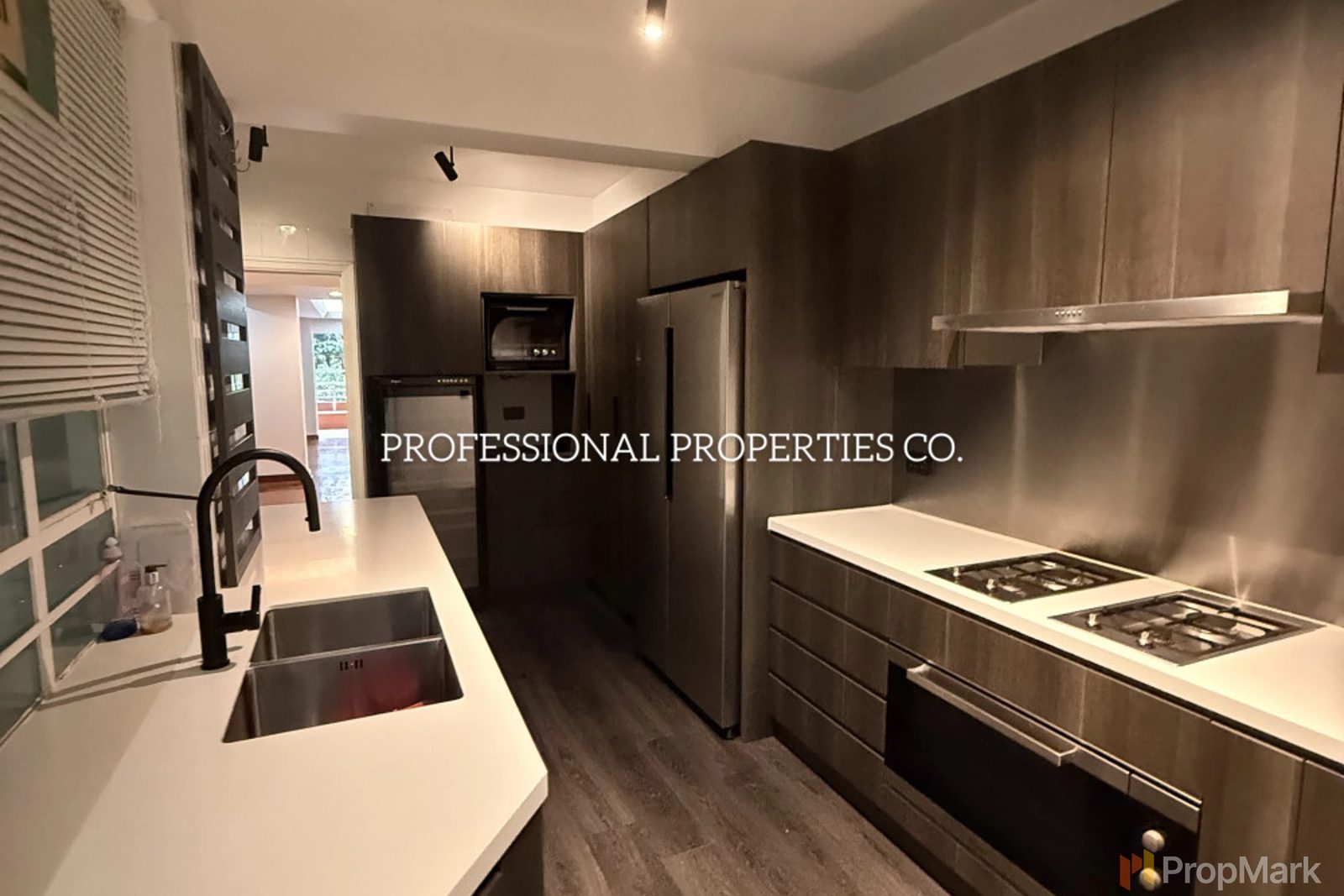 photo 3 — Pine Court, Mid-levels Central