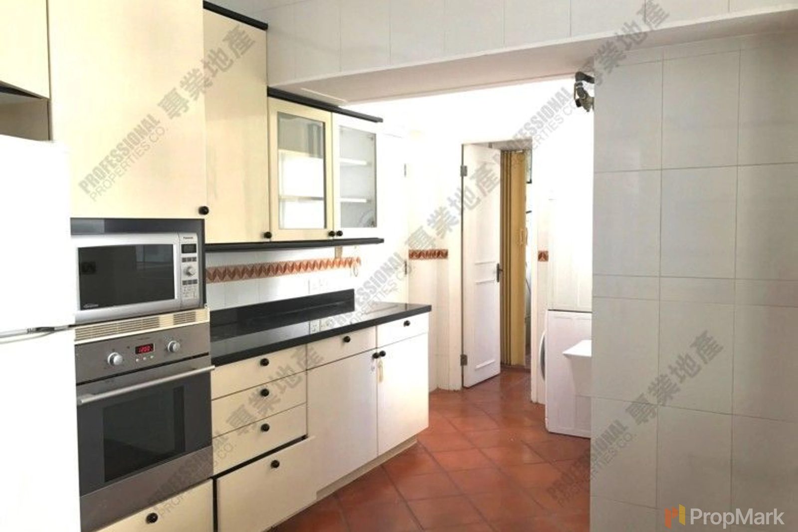 photo 4 — Pearl Gardens, Mid-levels West