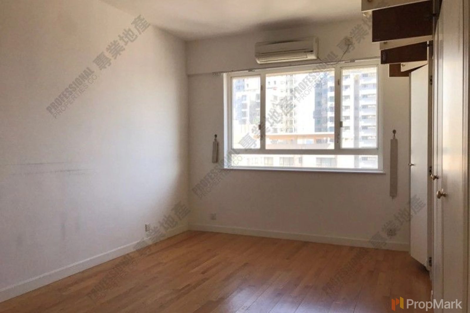 photo 7 — Pearl Gardens, Mid-levels West