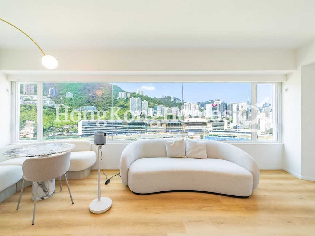 Living and Dining Room — Race Tower, Happy Valley
