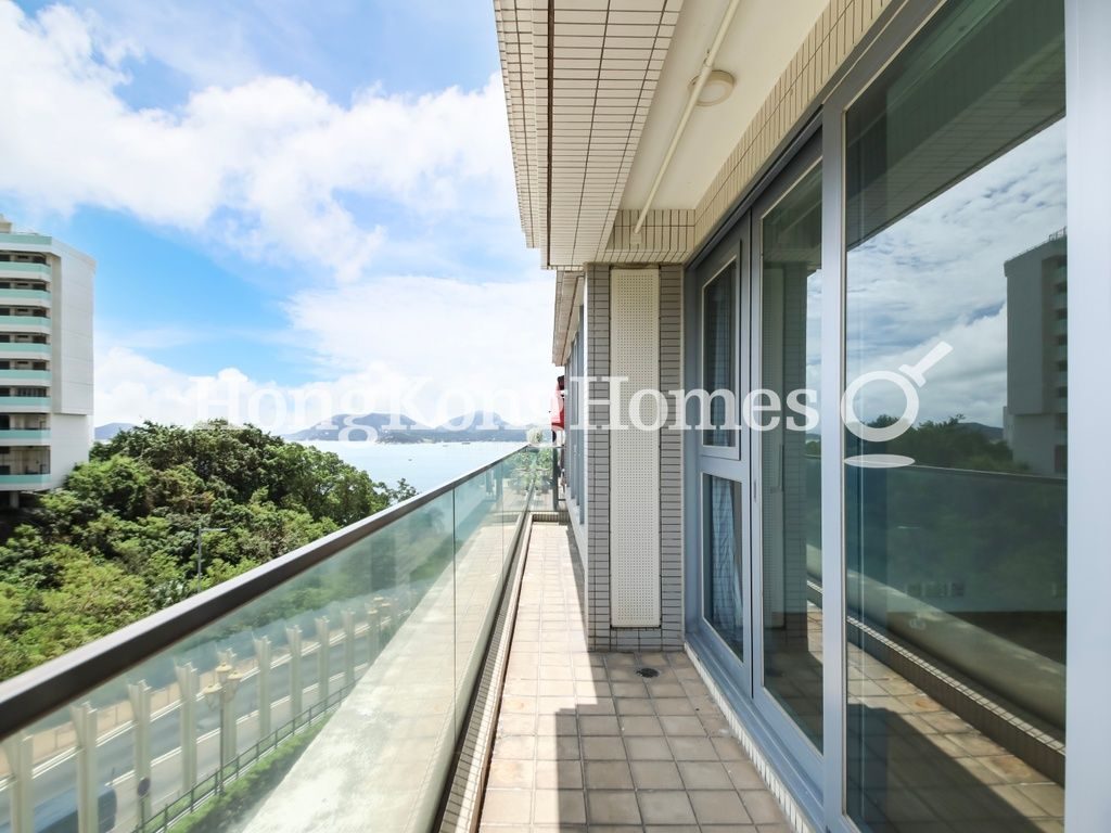 Balcony off Living and Dining Room — 貝沙灣 04期, 南灣，薄扶林