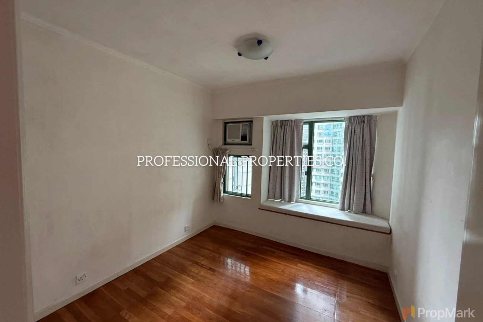 photo 4 — Robinson Place, Mid-levels West