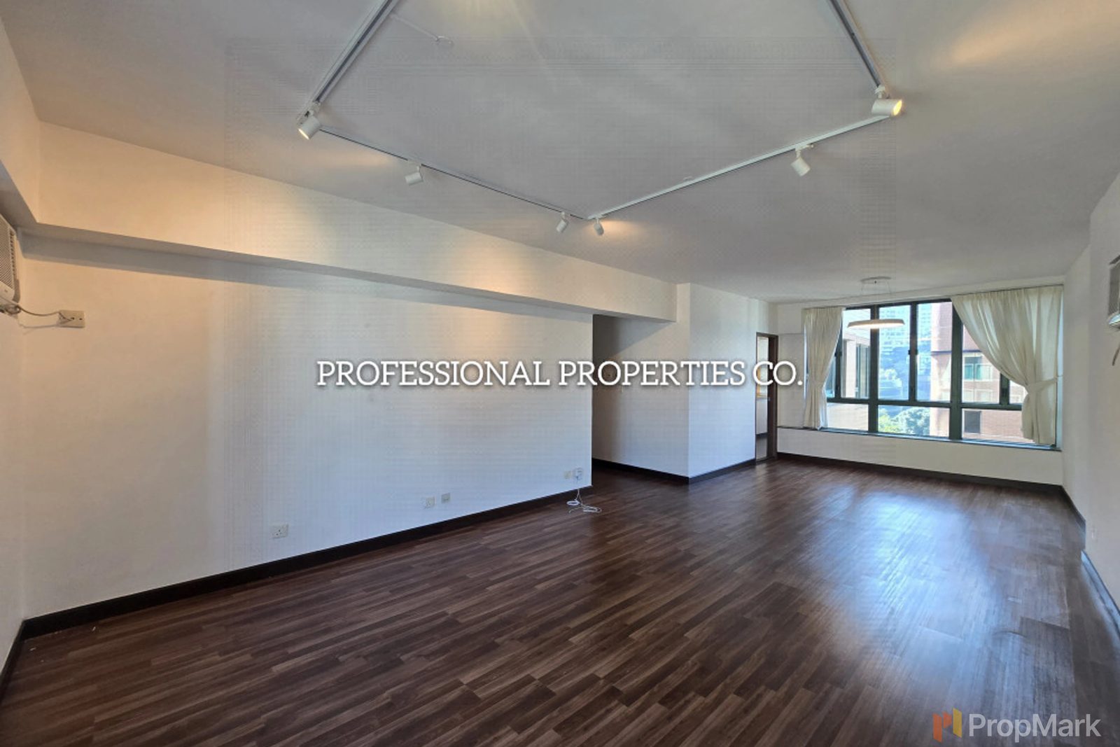 photo 2 — Monmouth Villa, Mid-levels Central