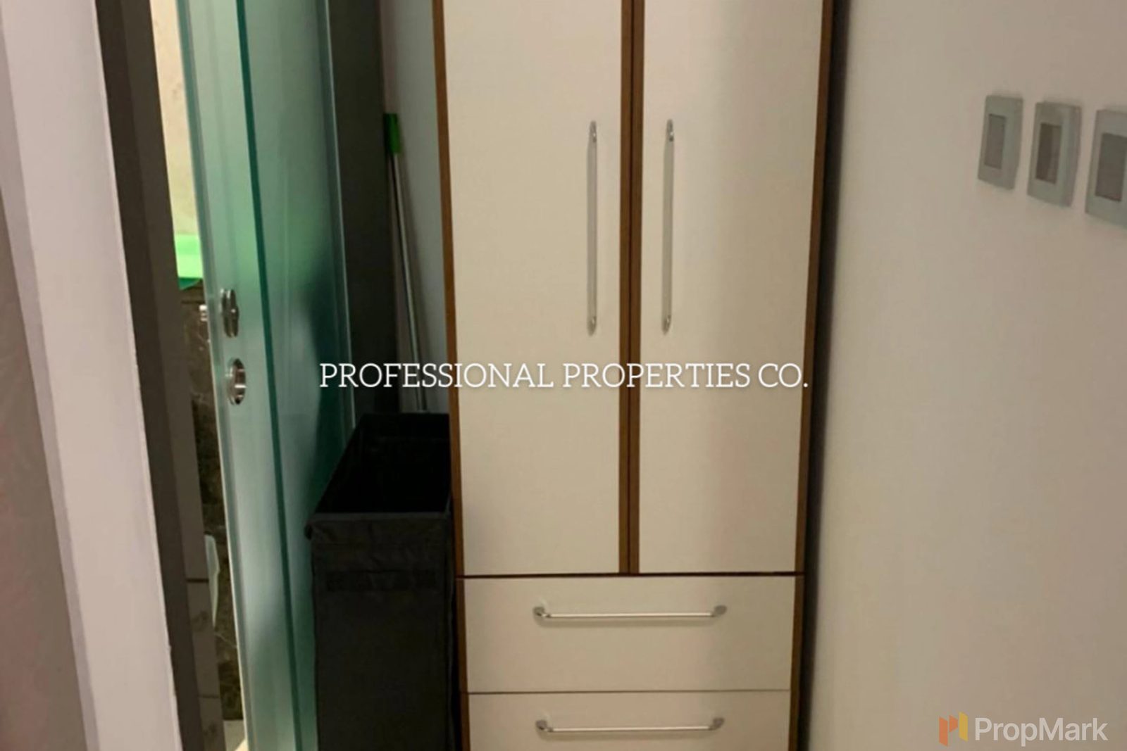 photo 8 — Jones Hive, Tai Hang