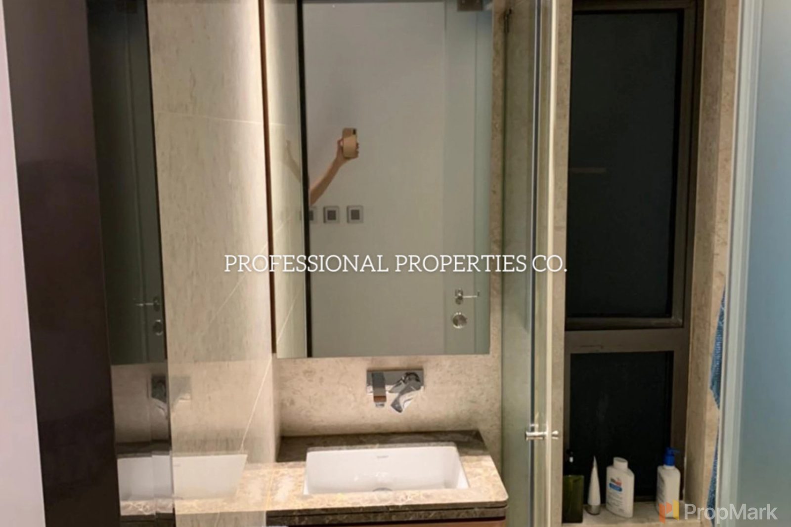 photo 10 — Jones Hive, Tai Hang