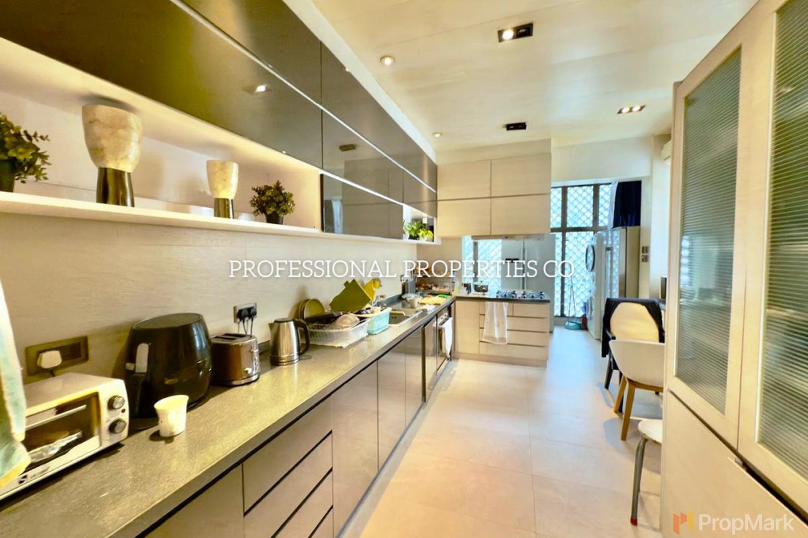 photo 15 — Woodland Heights, Mid-levels East