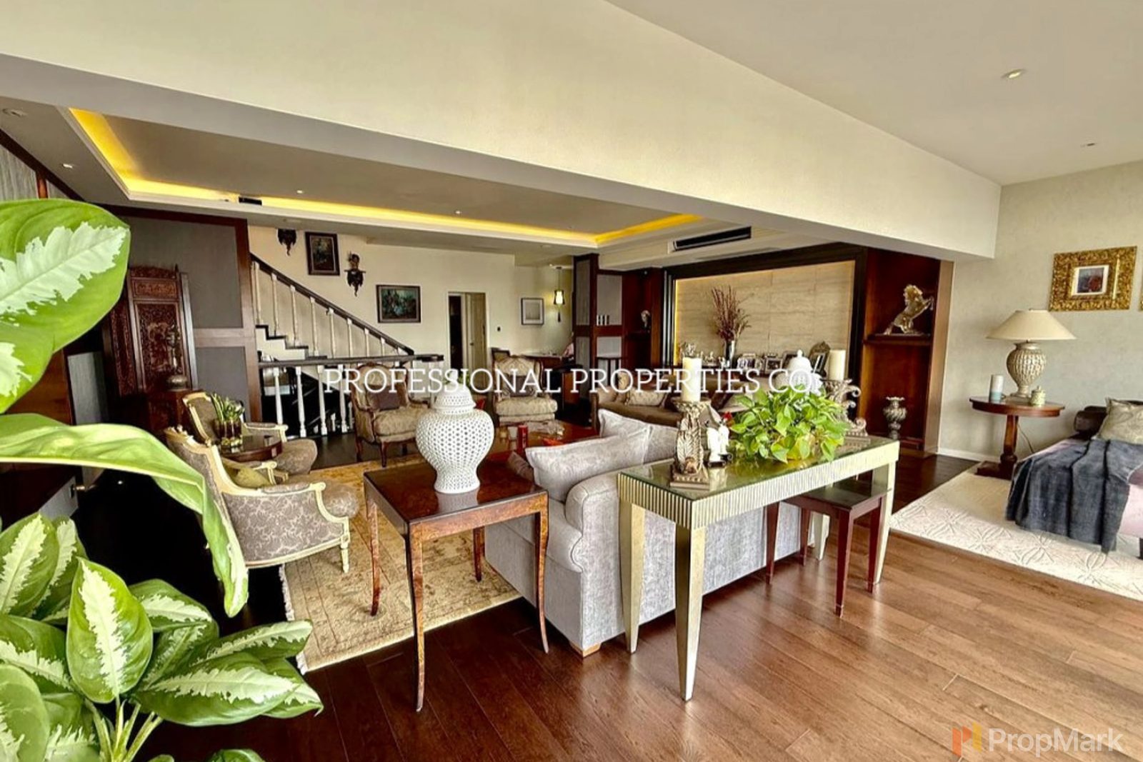 photo 2 — Woodland Heights, Mid-levels East