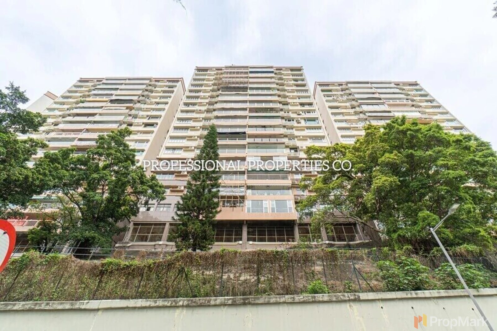 photo 2 — Scenic Villas, Pokfulam