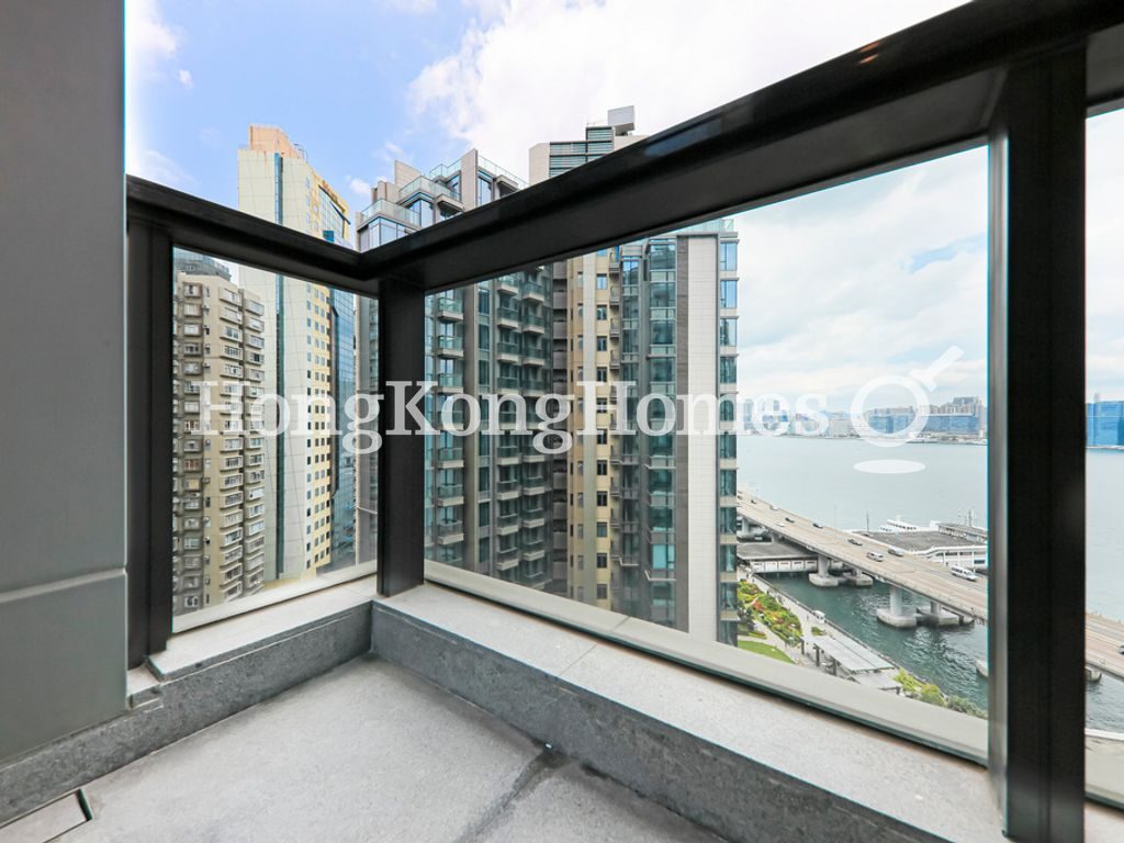 Balcony off Living and Dining Room — 海璇 - 1B期 - 第5A座，北角
