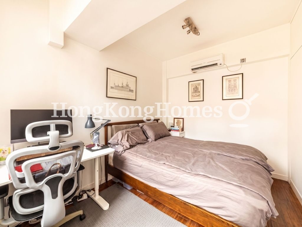 Master Bedroom — Po Tak Mansion, Happy Valley