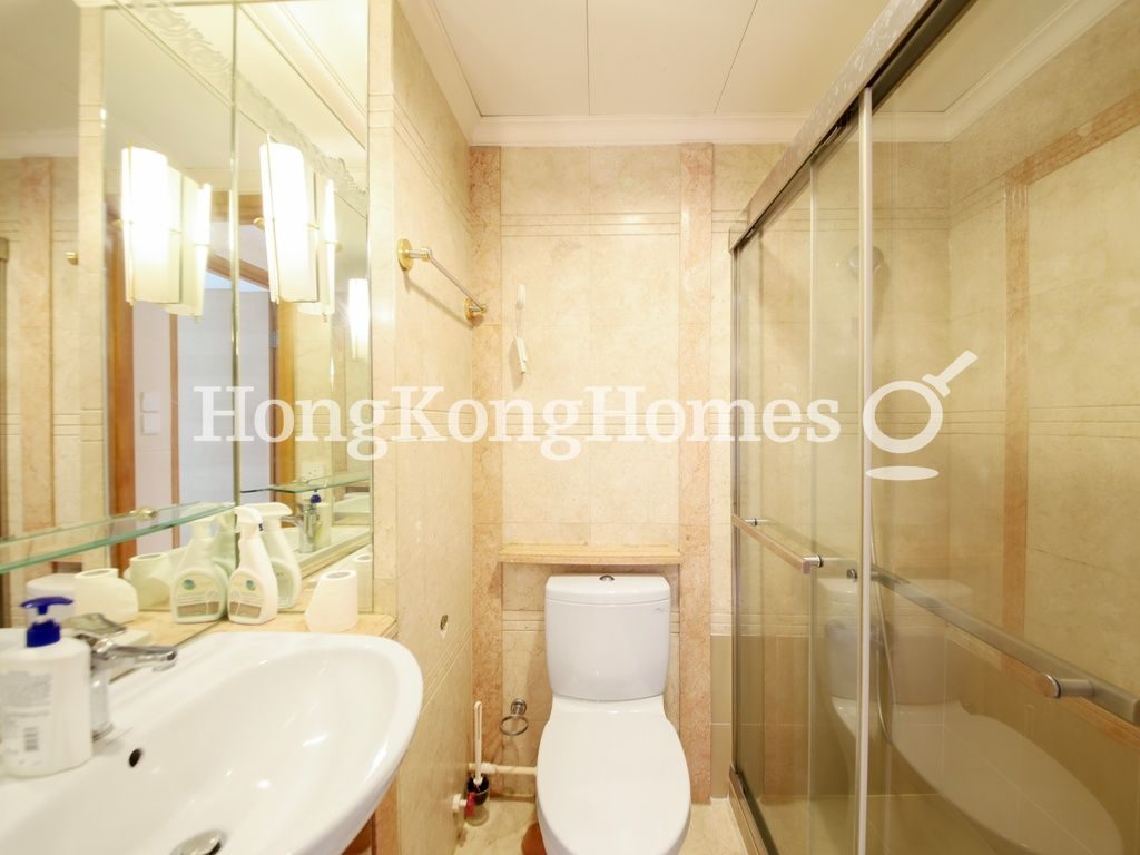Guest Bathroom — Star Street, 1, Wan Chai