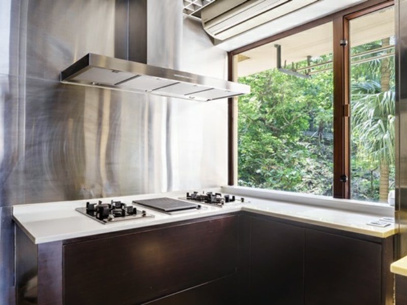 photo 2 — 7 Lyttelton Road, Mid Levels West