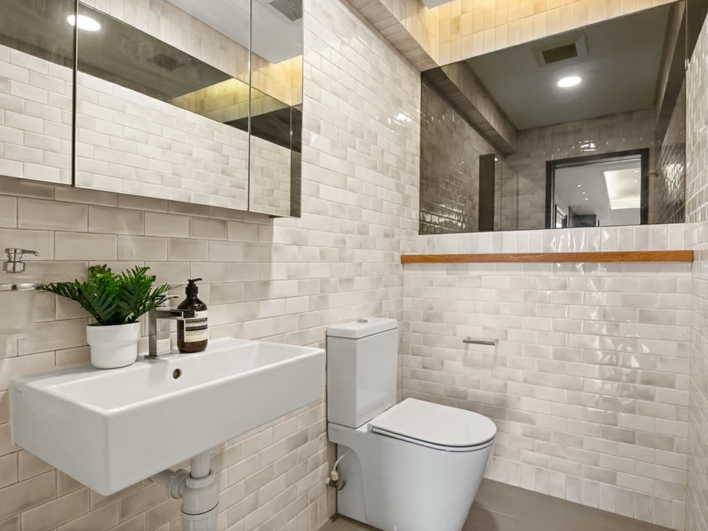 photo 7 — Kingsford Gardens Blk C, North Point