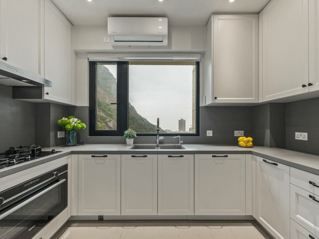 photo 8 — Pearl Gardens, Mid Levels Central