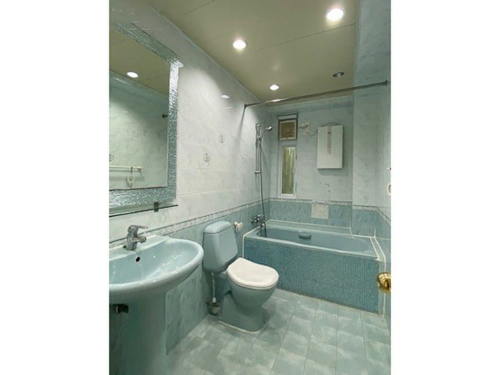 photo 14 — Skyline Mansion Blk 2, Mid Levels West