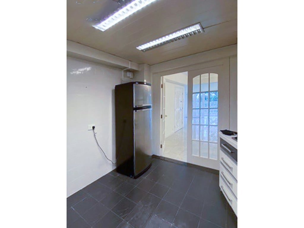 photo 7 — Skyline Mansion Blk 2, Mid Levels West