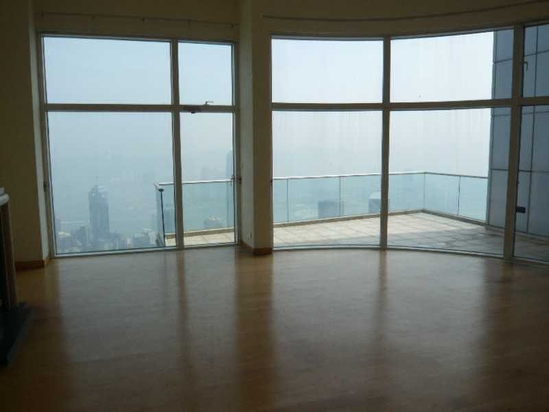 photo 4 — 56 Plantation Road, The Peak