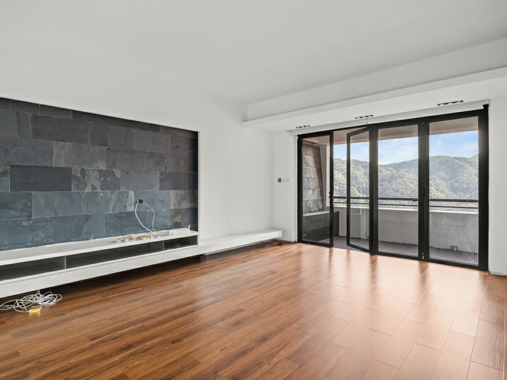Hong Kong Parkview T8