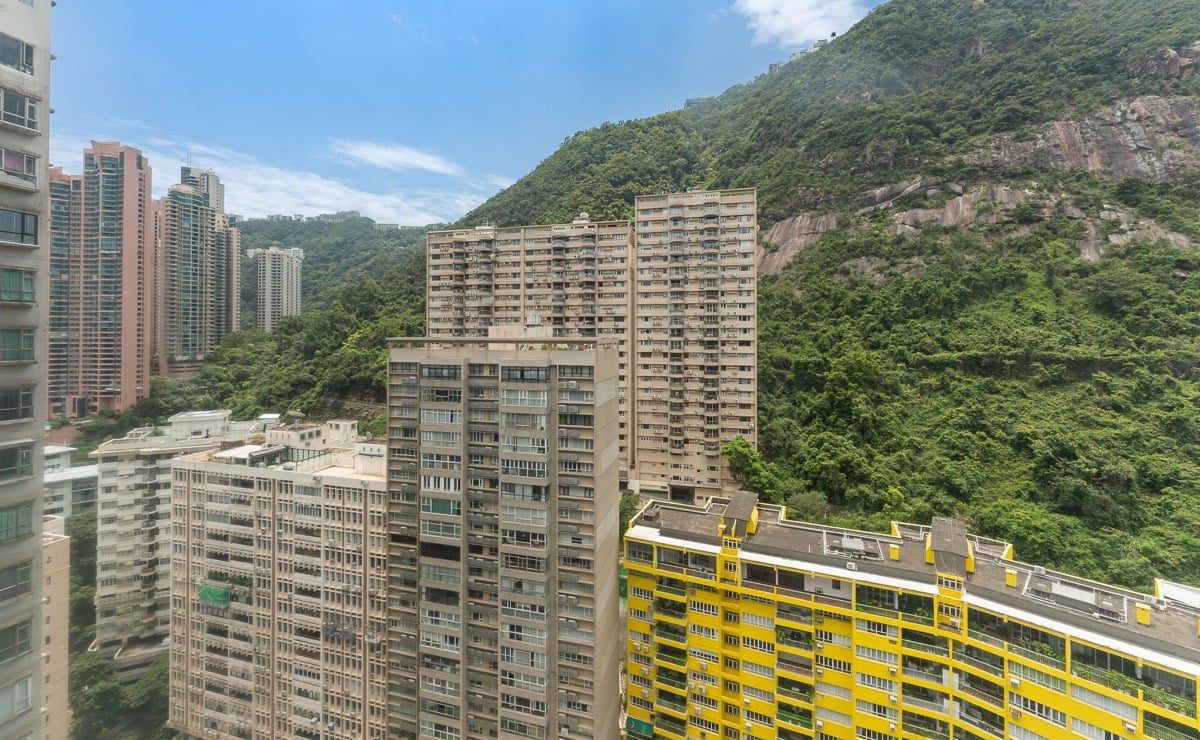photo 2 — Vantage Park, Mid Levels Central