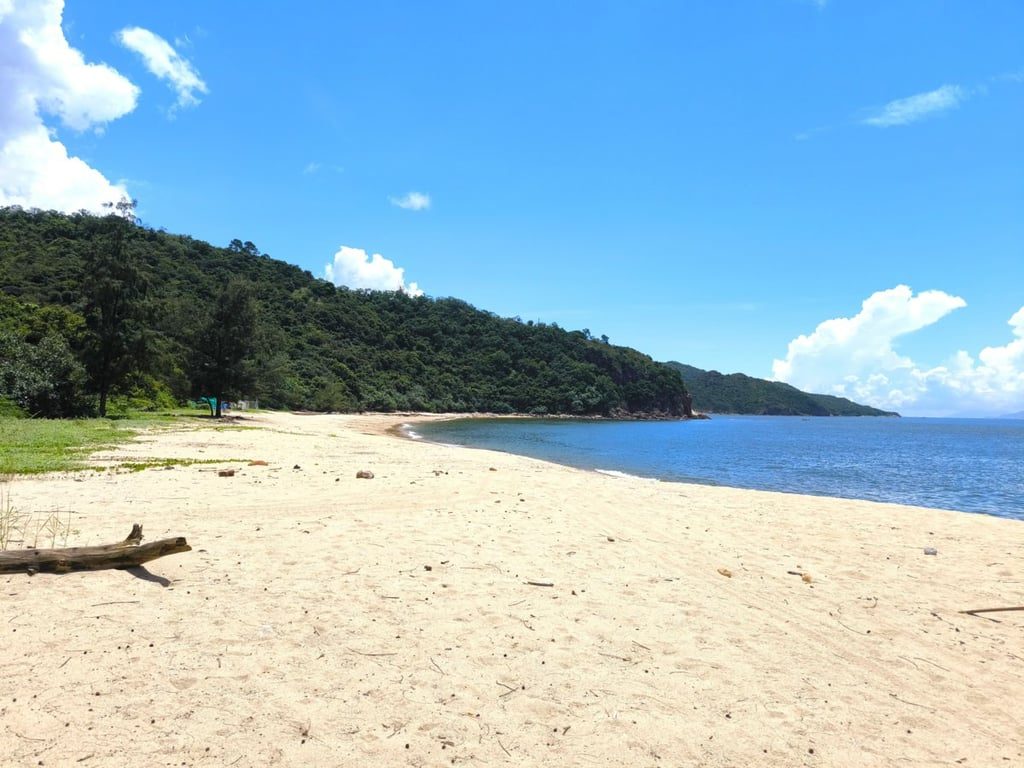 photo 25 — Tai Long Wan, Lantau Island