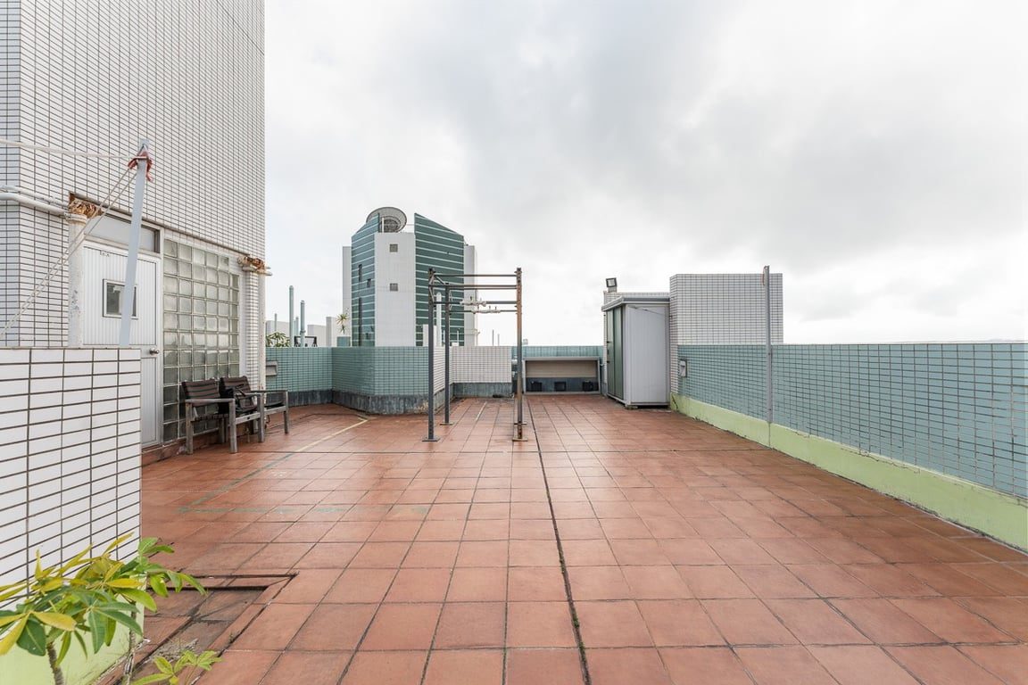 photo 9 — Sham Wan Towers, Ap Lei Chau