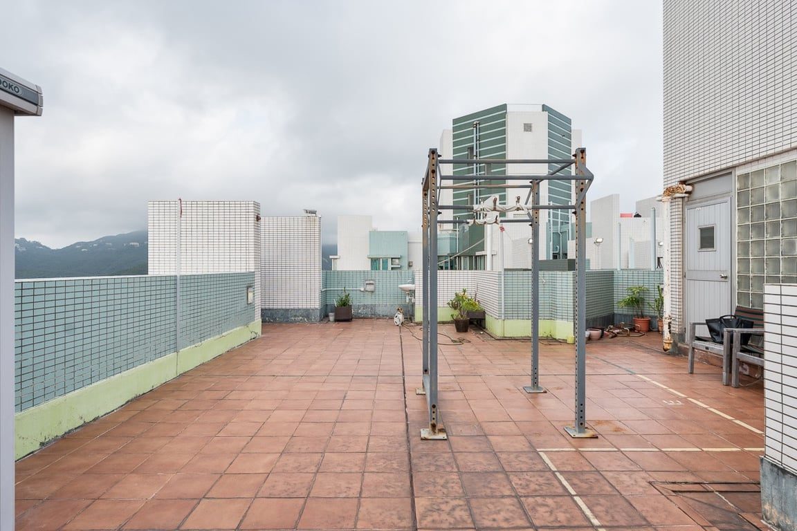 photo 10 — Sham Wan Towers, Ap Lei Chau