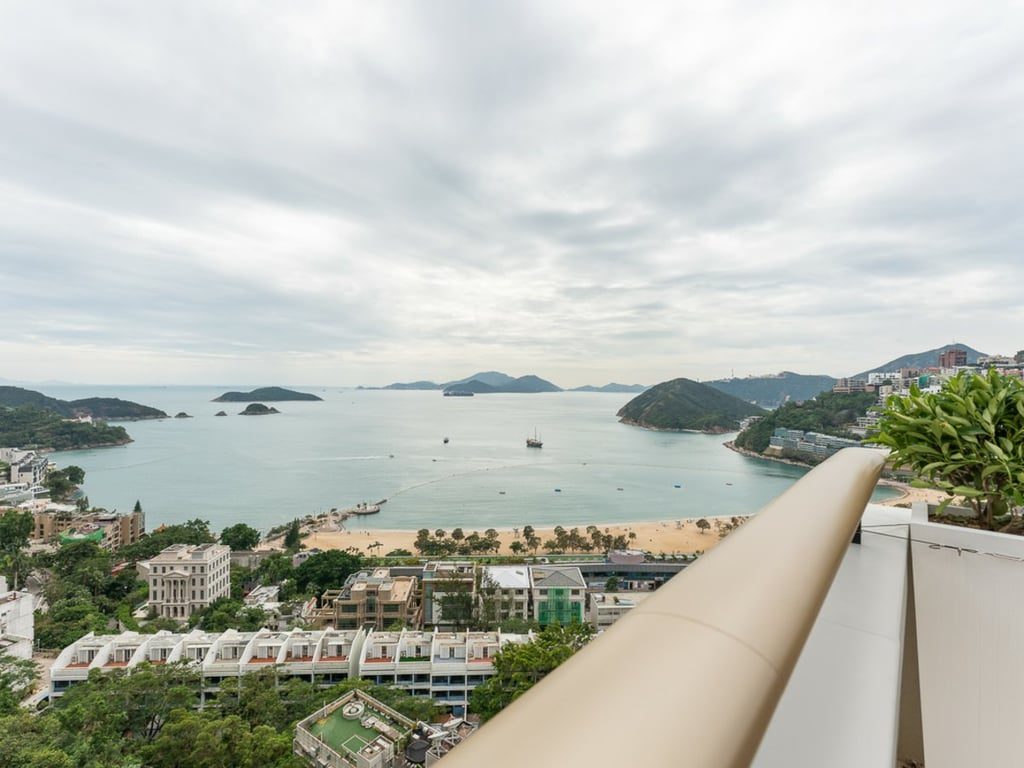 photo 31 — Verano, Repulse Bay