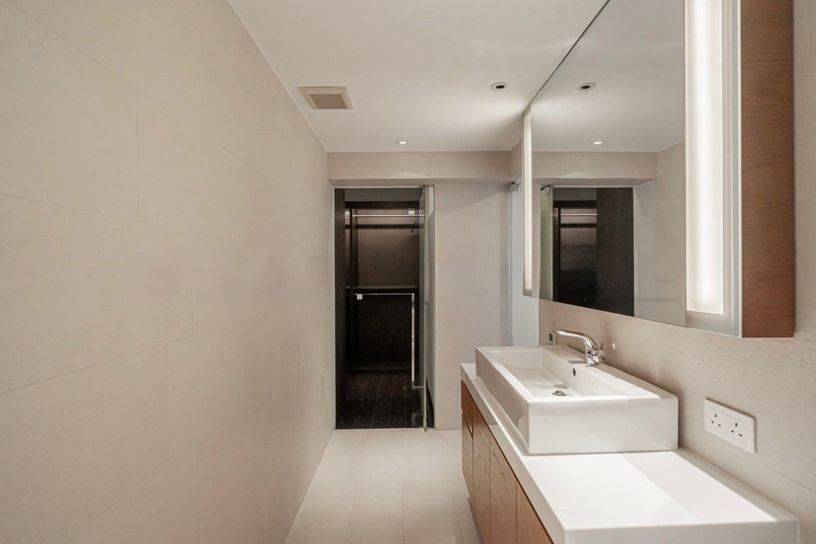 photo 12 — Botanic Terrace, Mid Levels Central