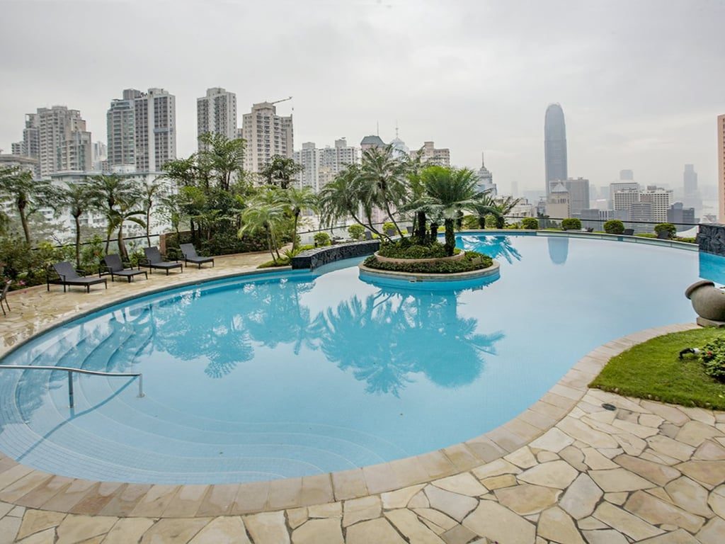 photo 2 — Dynasty Court Twr 1, Mid Levels Central