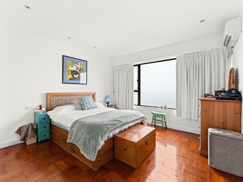 photo 8 — Cape Mansions Blk A, Pok Fu Lam