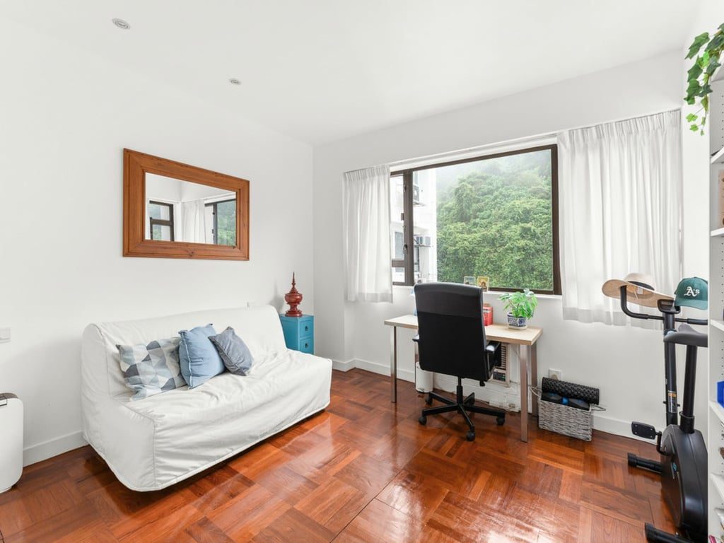 photo 10 — Cape Mansions Blk A, Pok Fu Lam