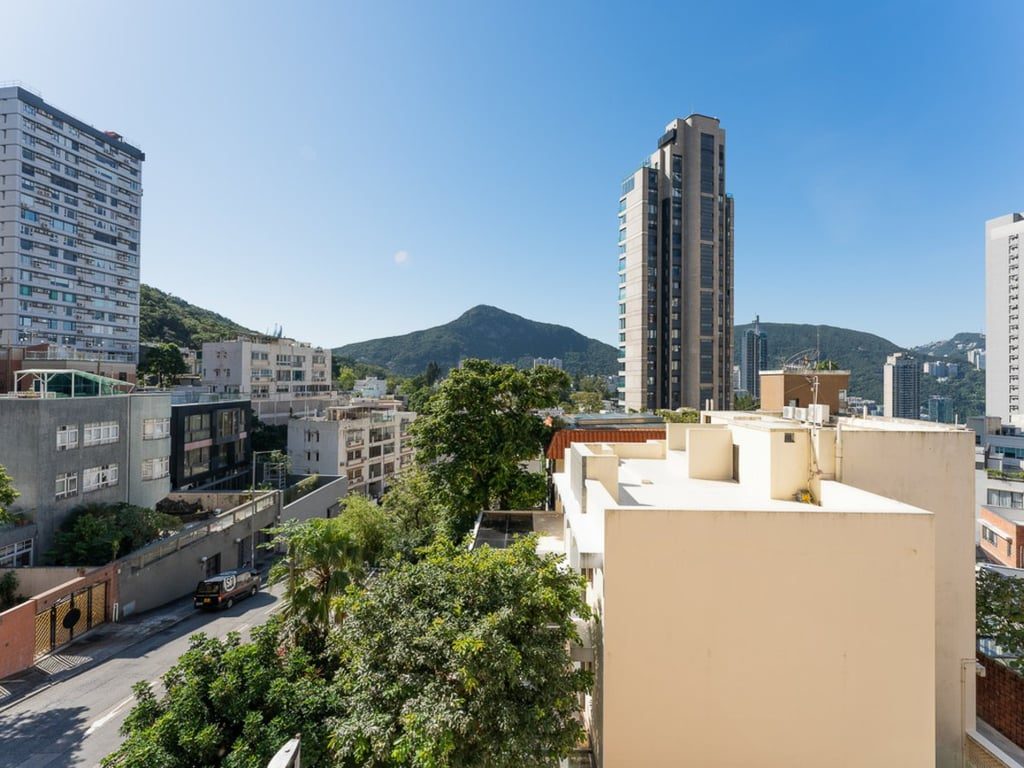 photo 13 — 15 Moorsom Road, Jardine S Lookout