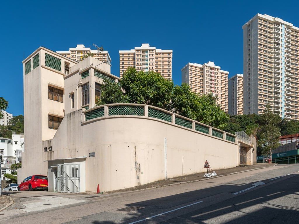 photo 2 — 15 Moorsom Road, Jardine S Lookout