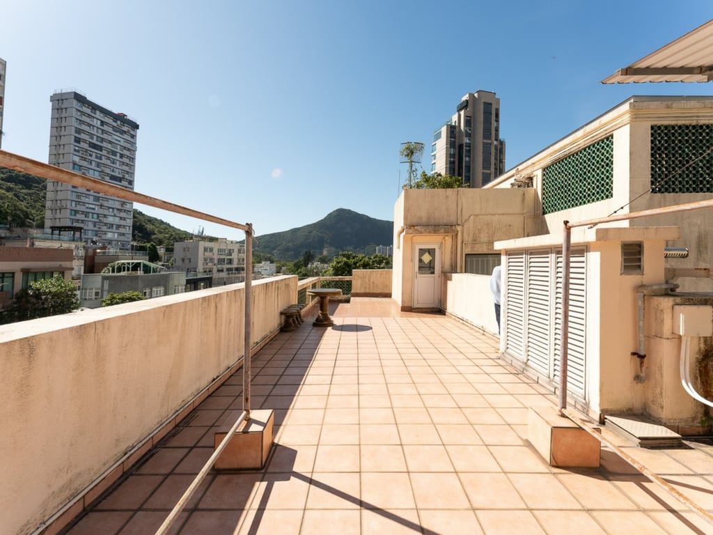 photo 6 — 15 Moorsom Road, Jardine S Lookout