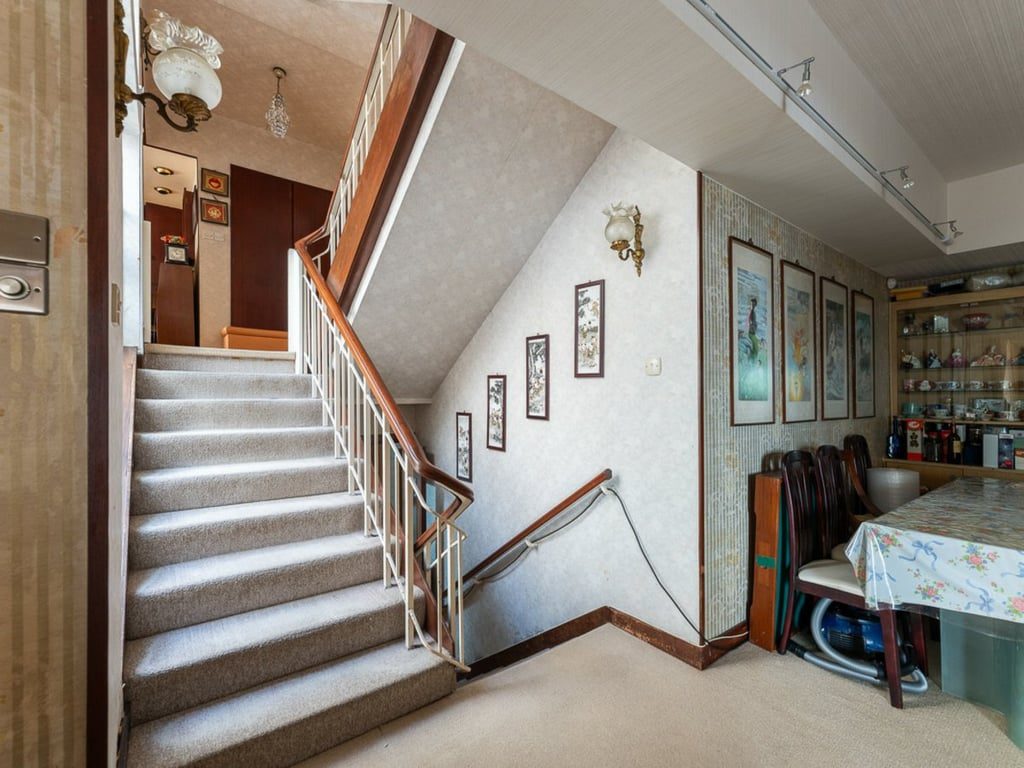 photo 8 — 15 Moorsom Road, Jardine S Lookout