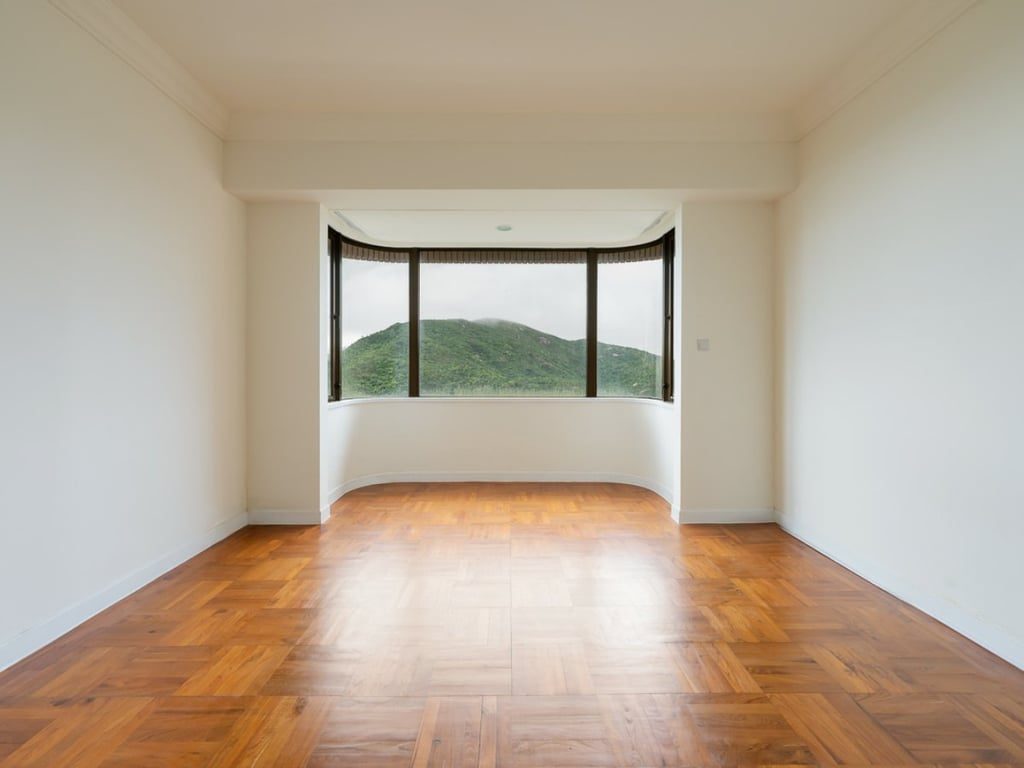 photo 15 — Hong Kong Parkview Twr 17, Repulse Bay