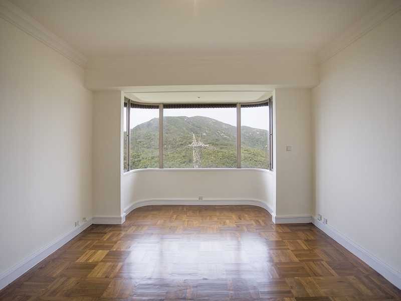 photo 6 — Hong Kong Parkview Twr 17, Repulse Bay