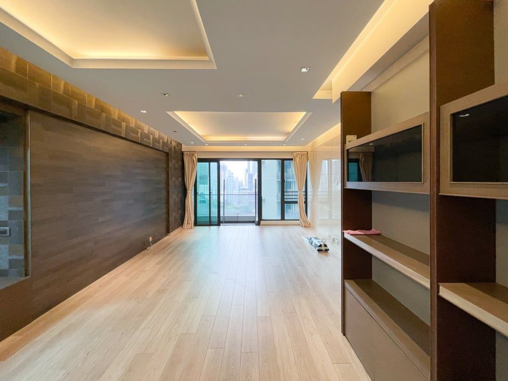 11 Macdonnell Road