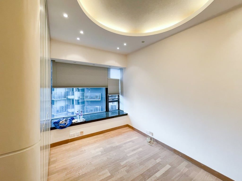 photo 3 — 11 Macdonnell Road, Mid Levels Central