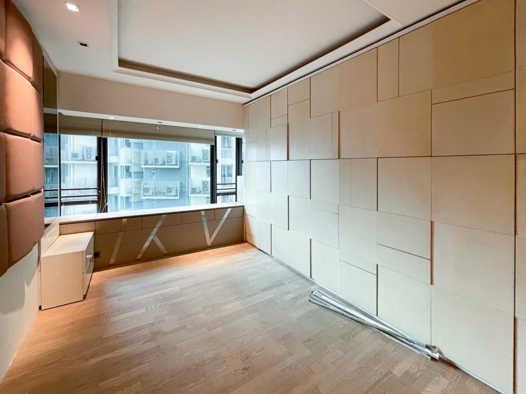 photo 4 — 11 Macdonnell Road, Mid Levels Central
