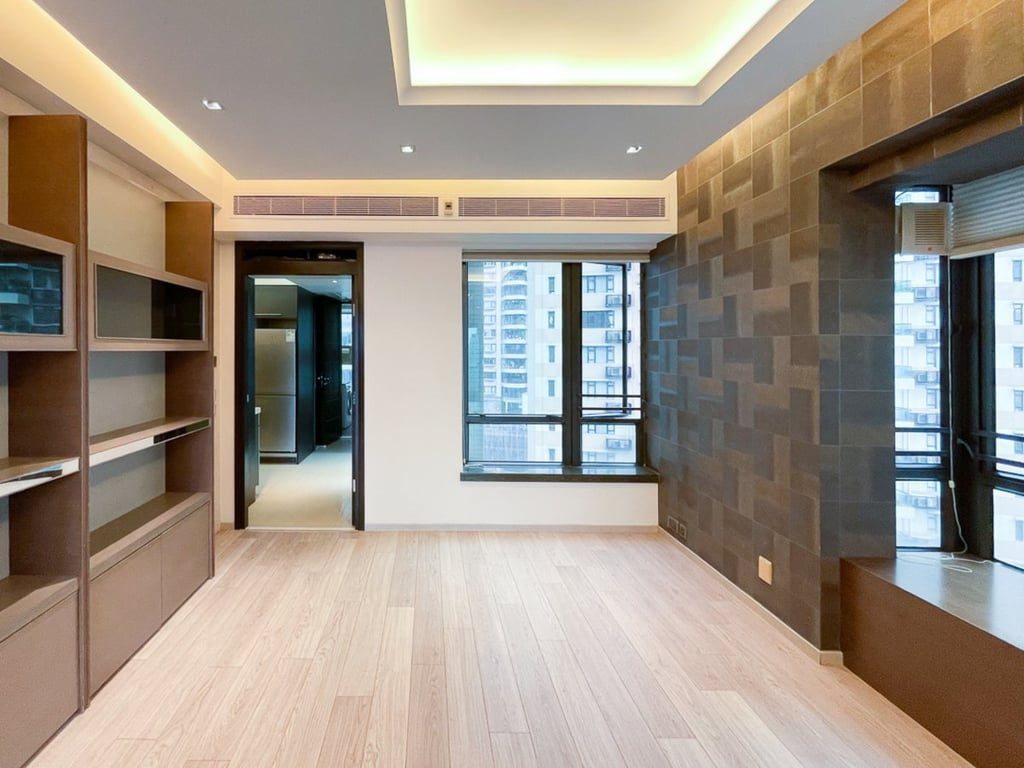 photo 9 — 11 Macdonnell Road, Mid Levels Central