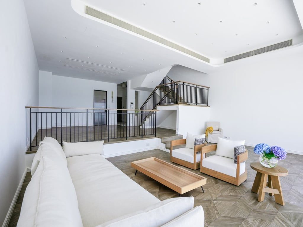 photo 4 — 12 - 16 Tai Tam Road, Tai Tam