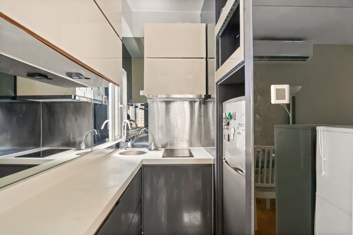 photo 3 — Fortune Villa, Shek Tong Tsui