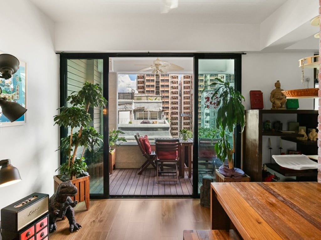 photo 4 — Winner Court Blk 1, Mid Levels West
