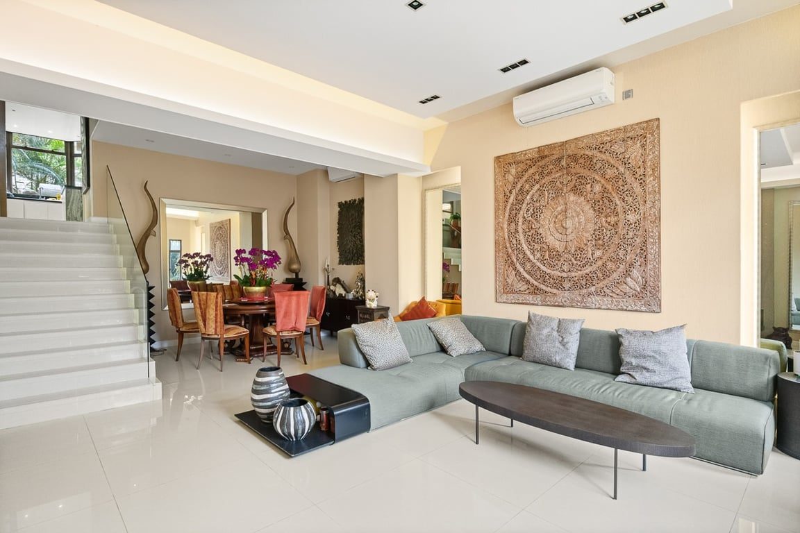 photo 3 — 45 Island Road, Deep Water Bay