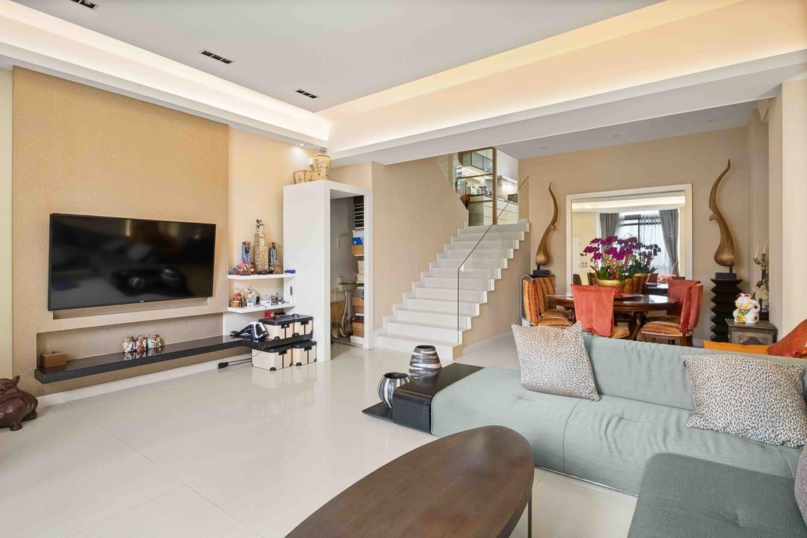 photo 5 — 45 Island Road, Deep Water Bay