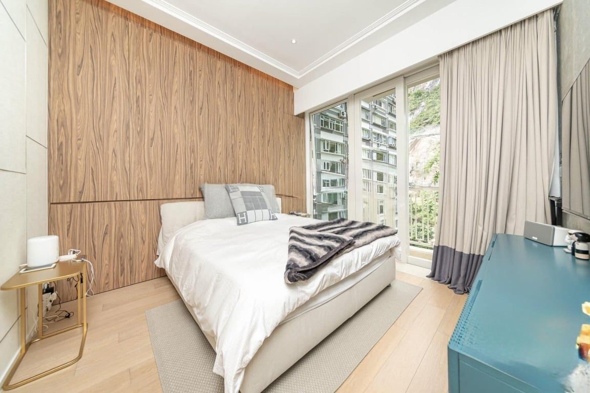 photo 5 — The Morgan, Mid Levels Central
