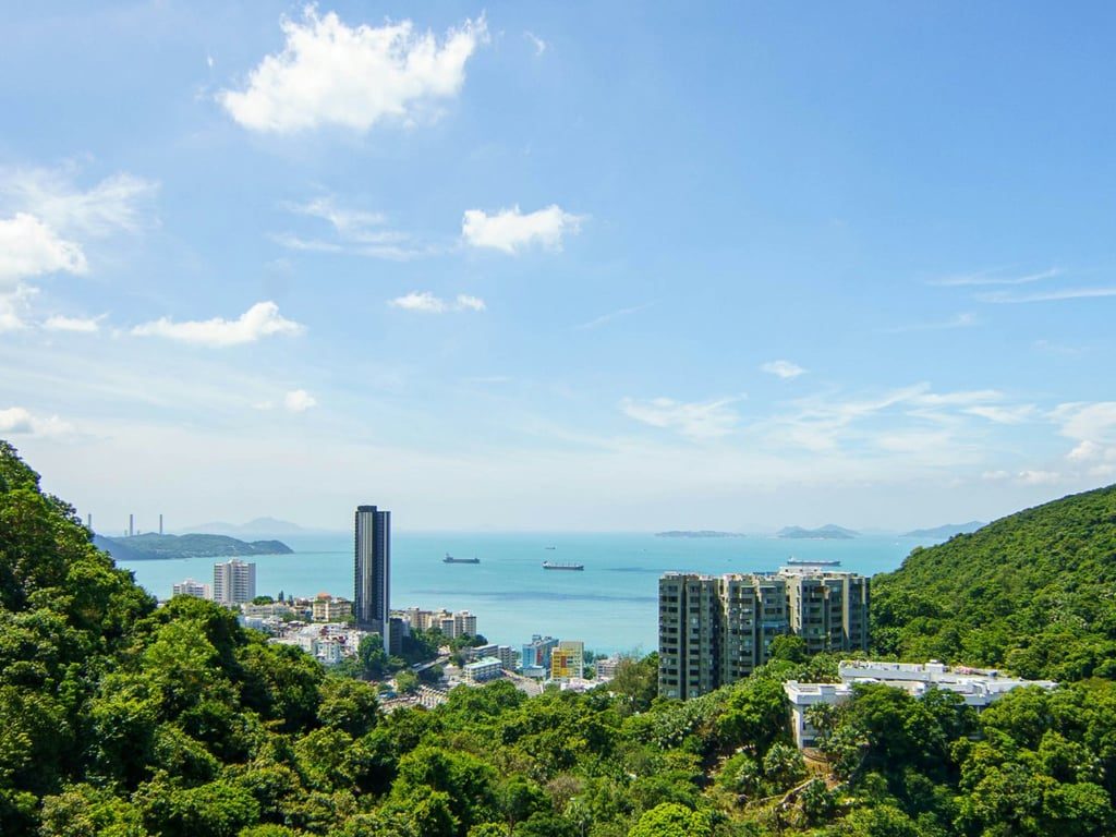 photo 3 — Y.Y. Mansions, Pok Fu Lam