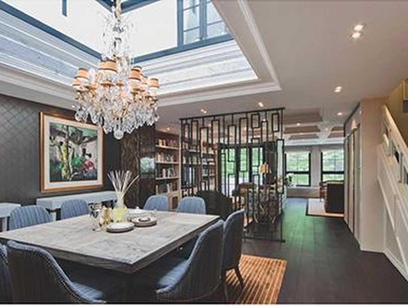 17 Consort Rise