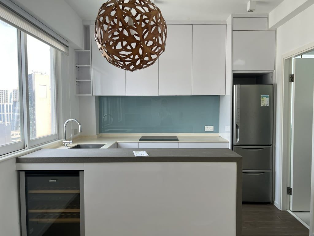 photo 2 — Sunrise House, Soho
